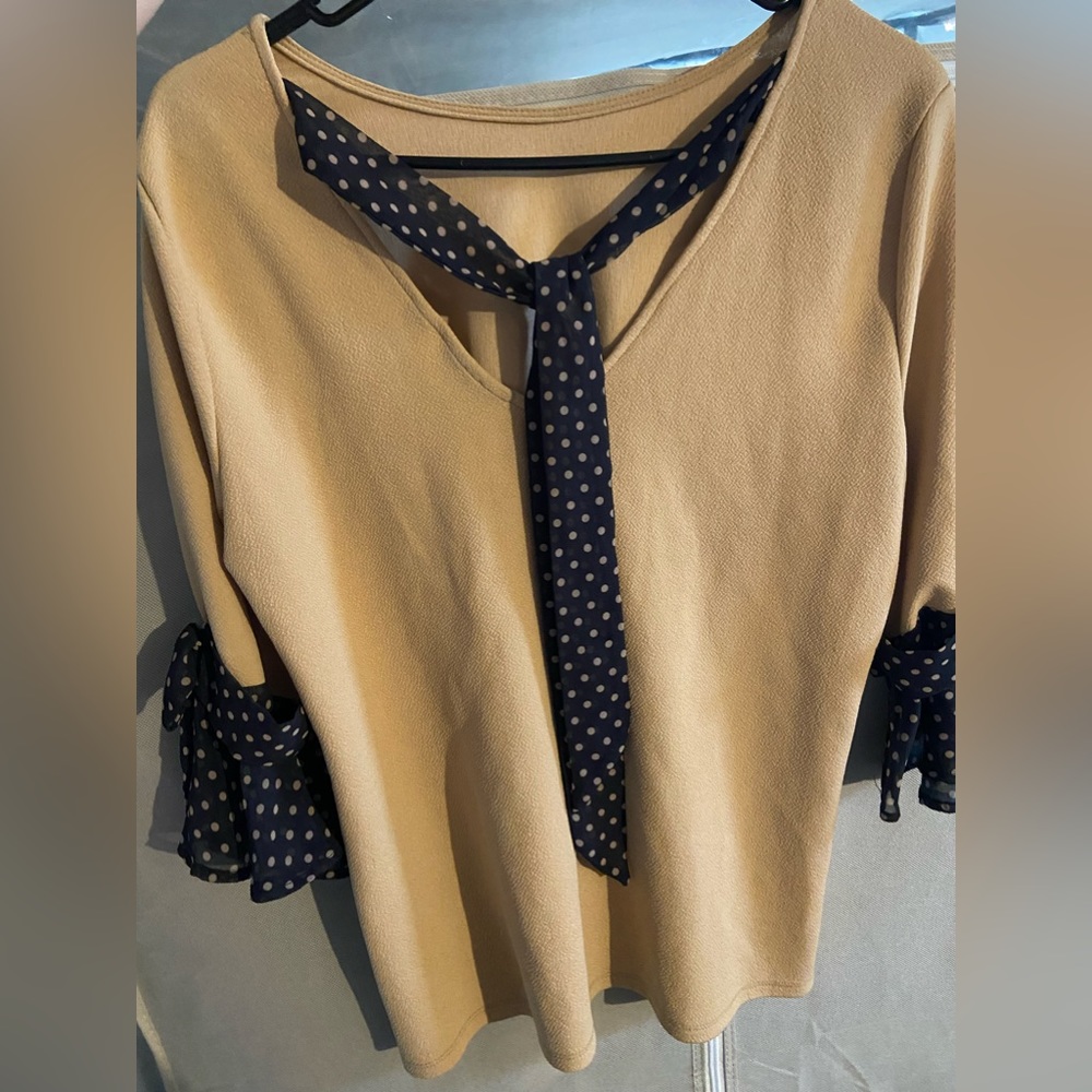New York & Co medium top